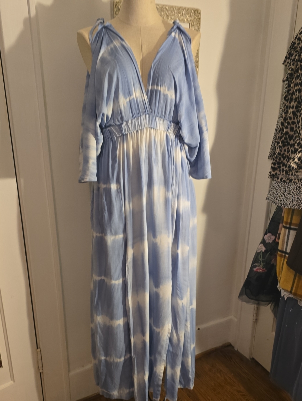 Bluivy Sky Blue and White Tie-Dye Maxi Dress